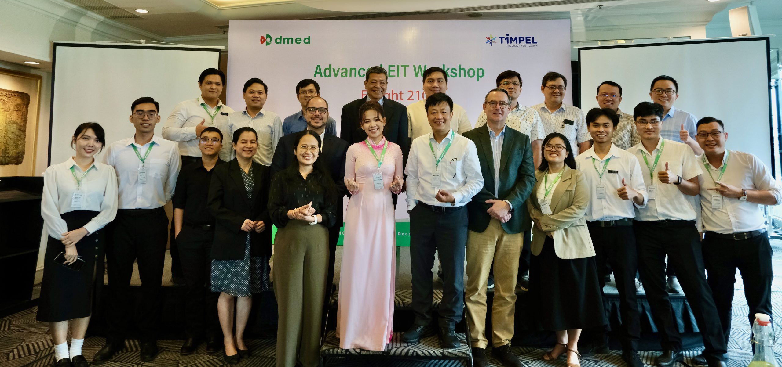 Các chuyên gia và đại biểu tham dự - hình 9